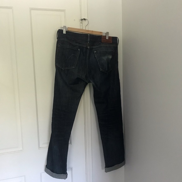 Navy Blue Levi’s - Picture 2 of 2